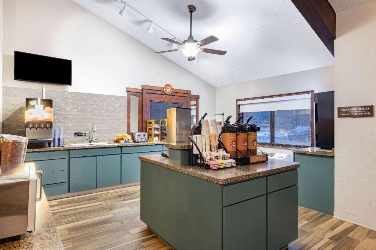 Americinn By Wyndham Duluth South Proctor Black Woods Event Ctr Exteriér fotografie