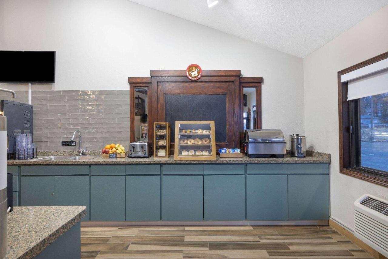 Americinn By Wyndham Duluth South Proctor Black Woods Event Ctr Exteriér fotografie